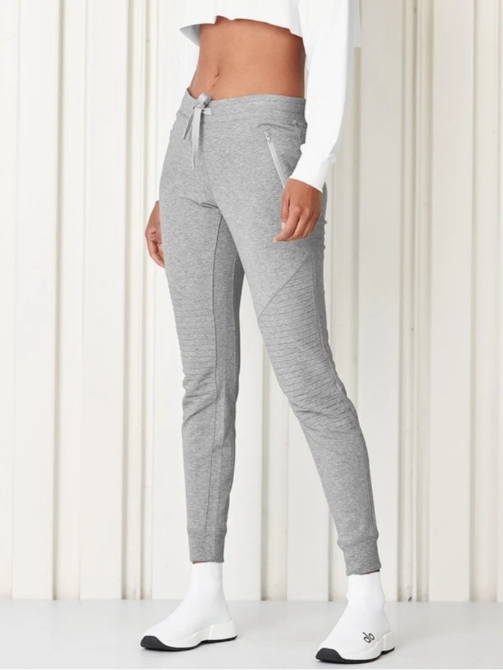 Alo Yoga Urban Moto Sweatpants Dove Grey